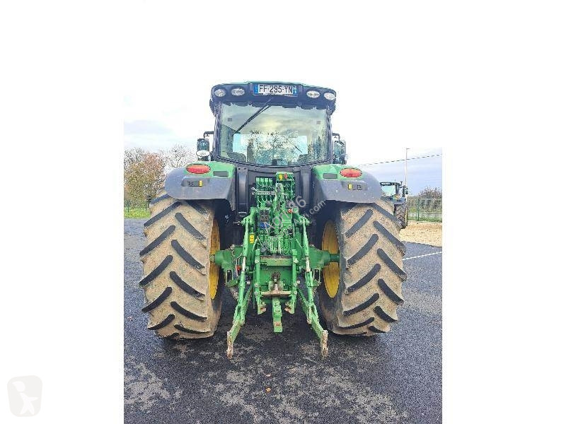 Tractor John Deere 6215R