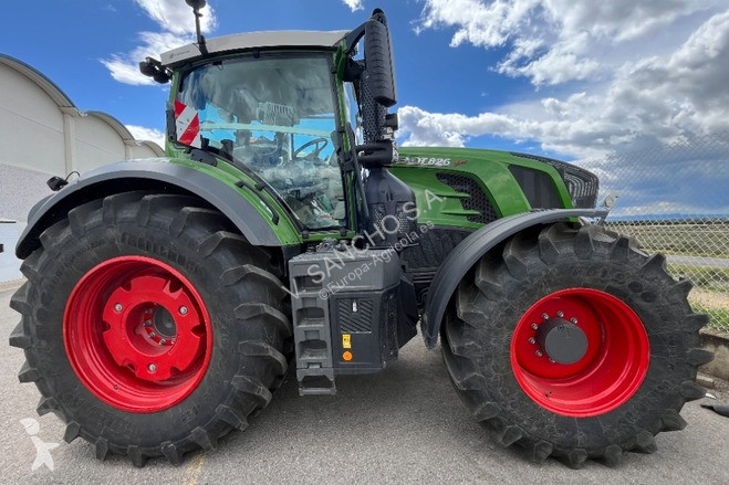 Landbrugstraktor Fendt FENDT 826 VARIO S4 PROFI...