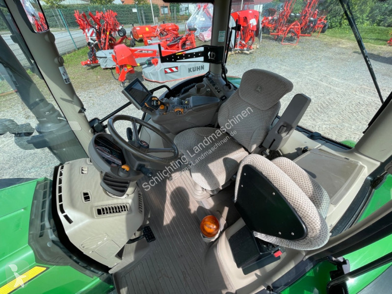 Tractor John Deere 6130R