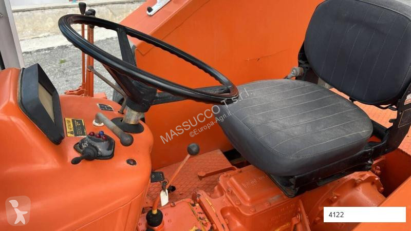 جرار زراعي Ford 5600 4X2