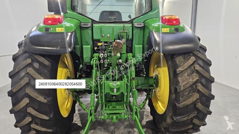Traktor John Deere 6120