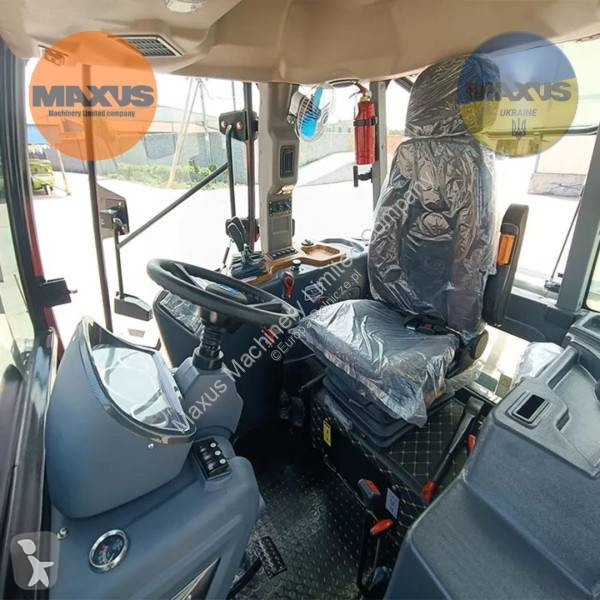 Tractor Maxus Wheeled tractor 4x4 280hp