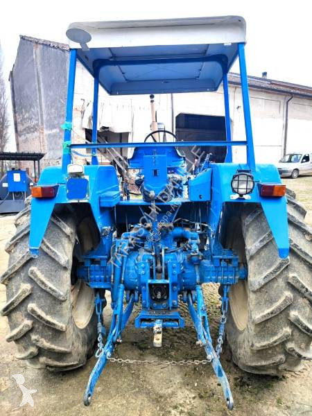 جرار زراعي Ford 8100 DT