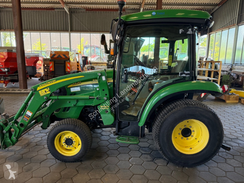 Tractor John Deere  3320