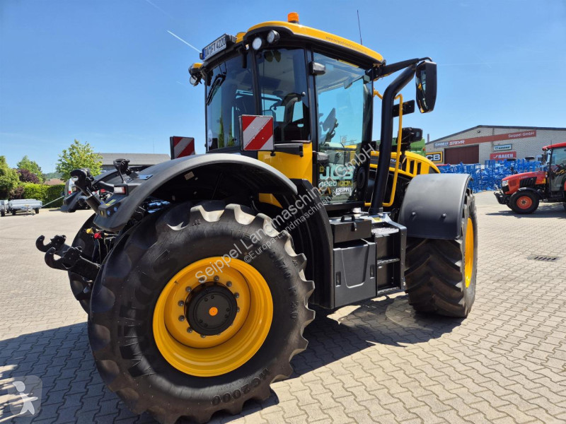 جرار زراعي JCB  FASTRAC 4220