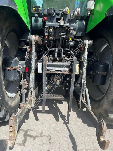 Tracteur agricole Deutz-Fahr
