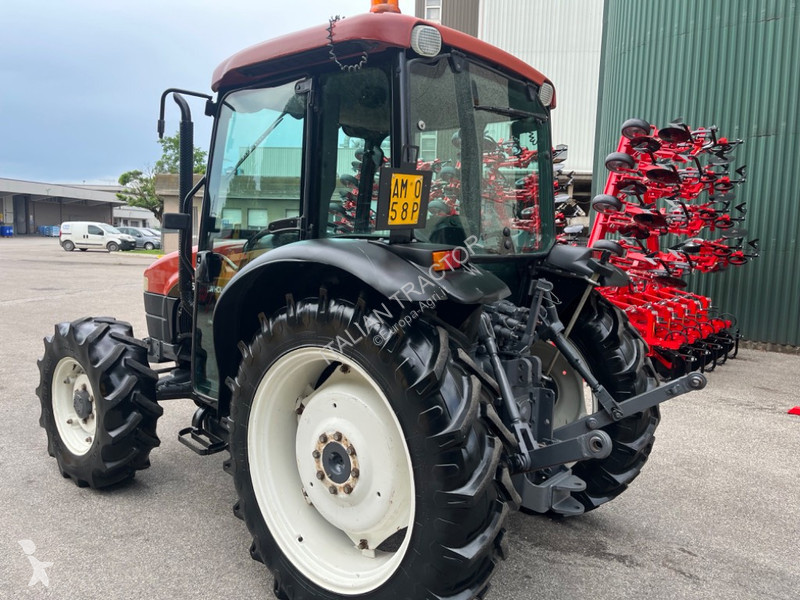 Tracteur agricole New Holland