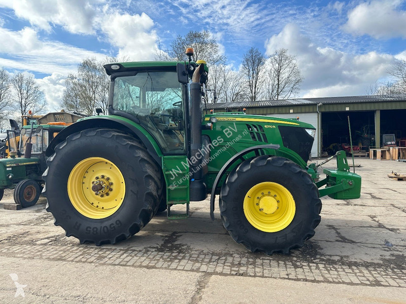 Tractor agrícola John Deere 6210R Included...