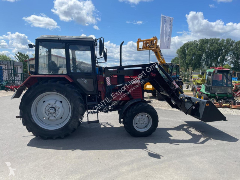 Lantbrukstraktor Belarus  MTS 820 + FL