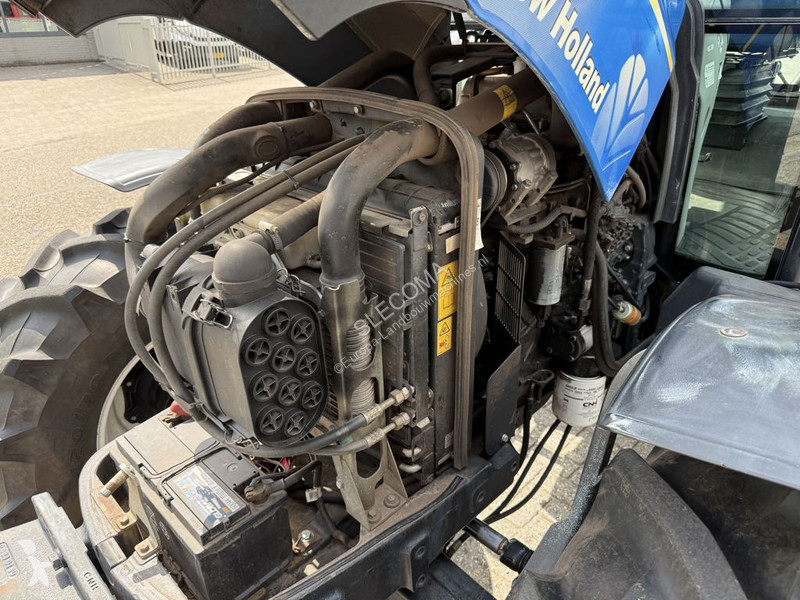 Tracteur agricole New Holland T5040 CAB + GPS