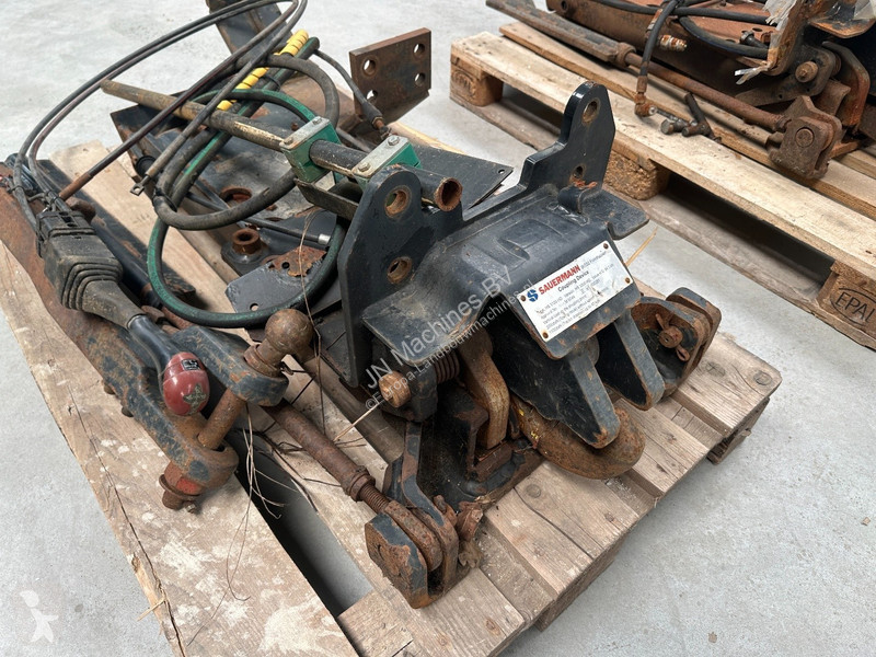 Tracteur agricole New Holland Pick-up hitch