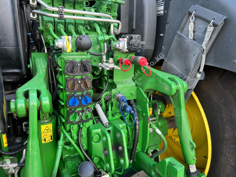 Tractor John Deere 215