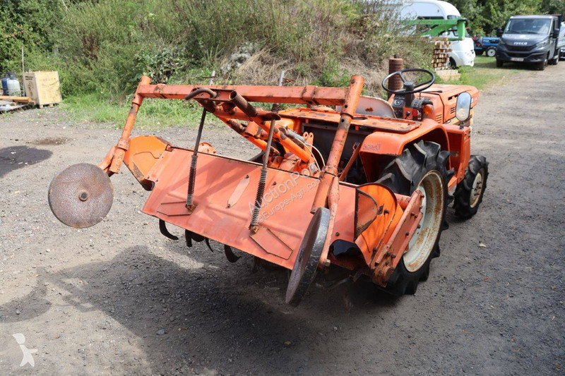 Tractor agrícola Kubota ZB1600