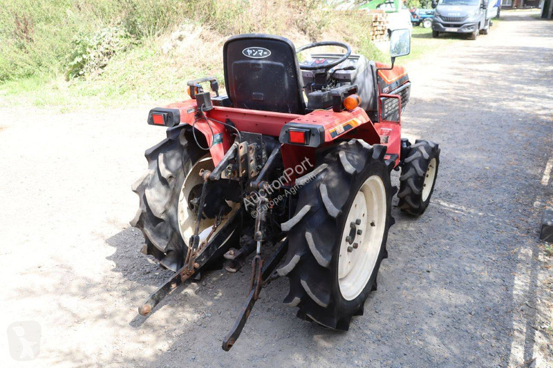Tractor Yanmar F175