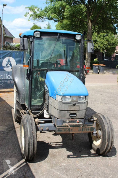 Tracteur agricole New Holland TN65D