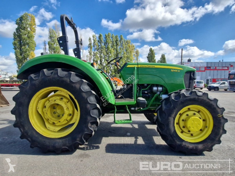 Tracteur agricole  5065E