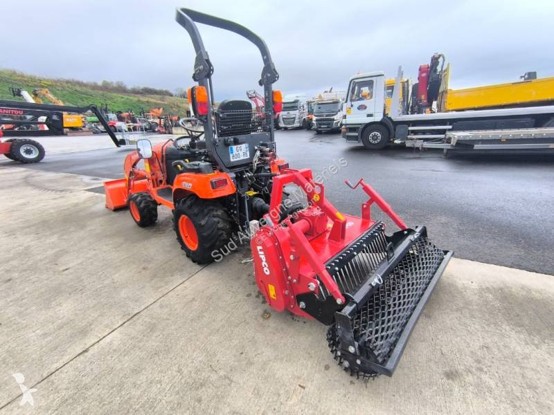 Kubota BX 231 + Chargeur Kubota et Enfouisseur...
