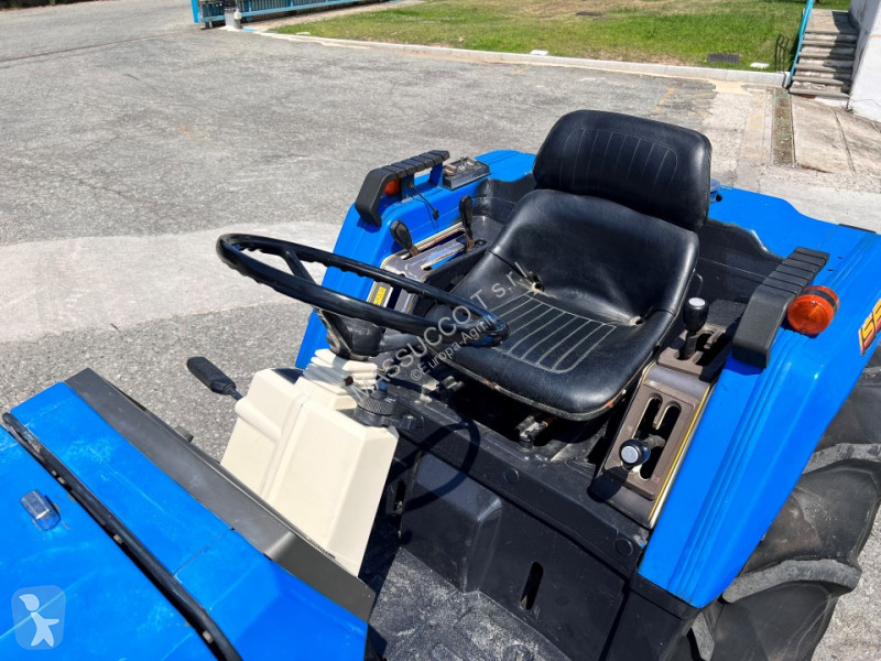 Lantbrukstraktor Iseki 240 4x4