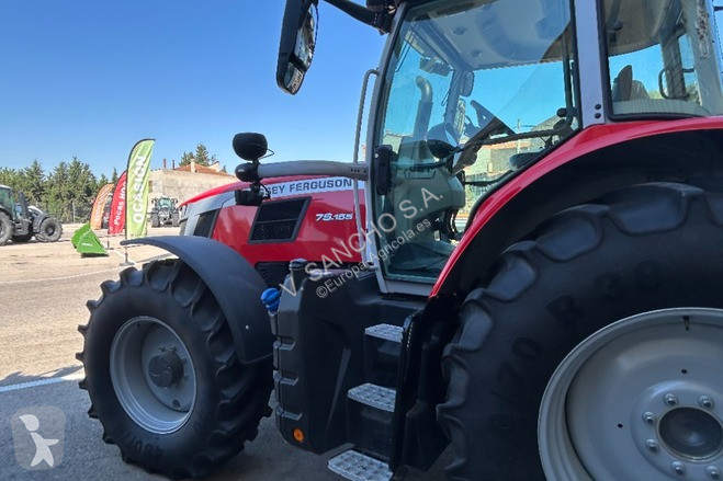 Landbrugstraktor Massey Ferguson 7S.155...