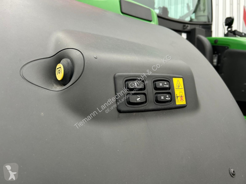 Tractor agrícola John Deere 230