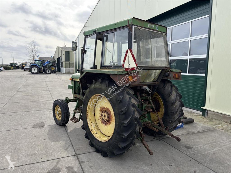 Lantbrukstraktor John Deere 2030