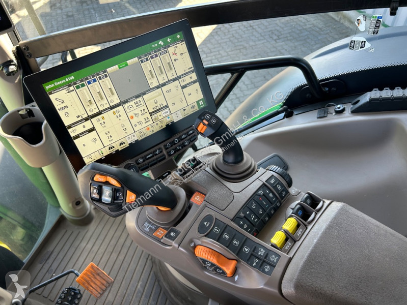 Landbrugstraktor John Deere 6R mit Power Gard