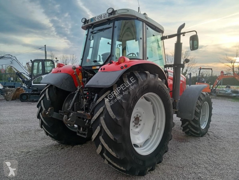Massey Ferguson  5475 tractor