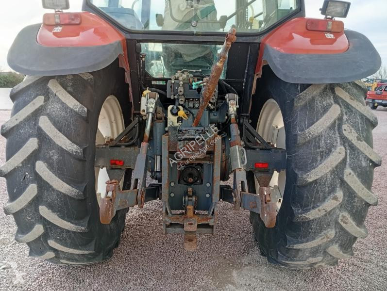 Lantbrukstraktor New Holland  M100