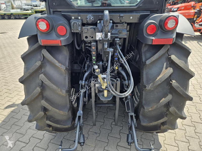 Case  QUANTUM 100 F PLANTAGENSCHLEPPER tractor