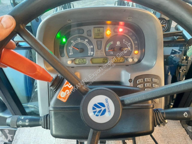 Landbrugstraktor New Holland  TL90A (4WD)