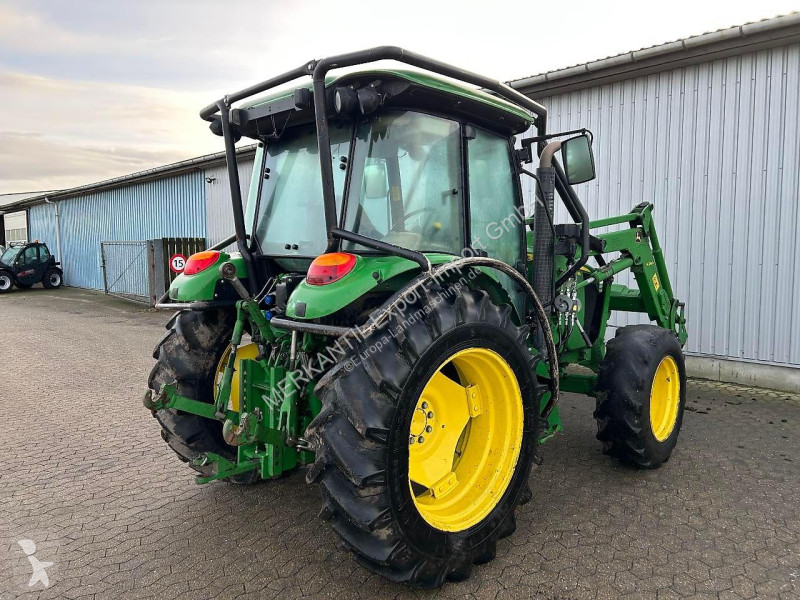 Lantbrukstraktor John Deere 5100M