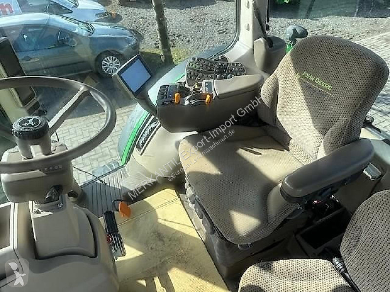 Lantbrukstraktor John Deere 8310R
