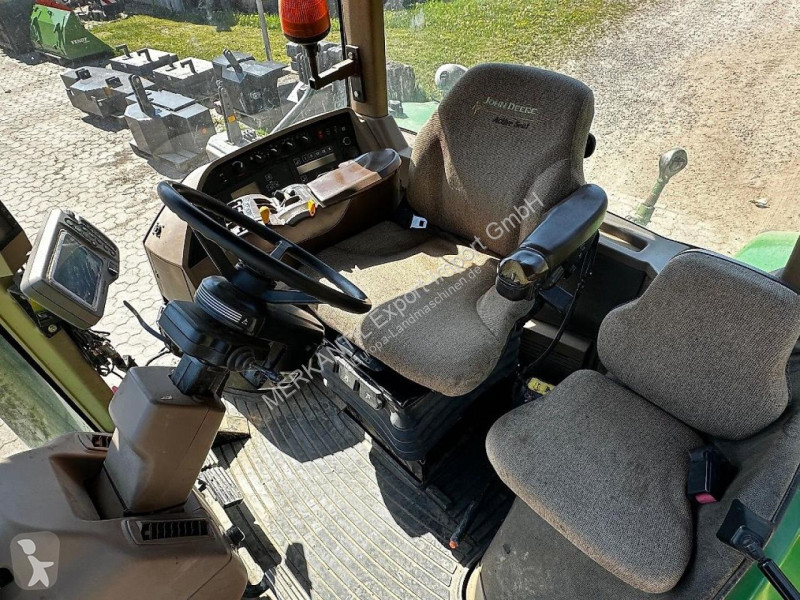 Lantbrukstraktor John Deere  8320 Powershift
