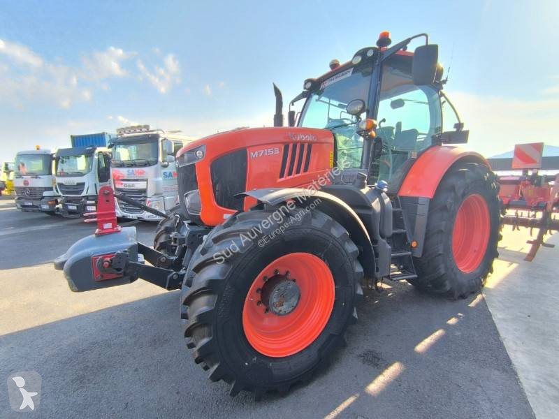 Kubota M7153 tractor