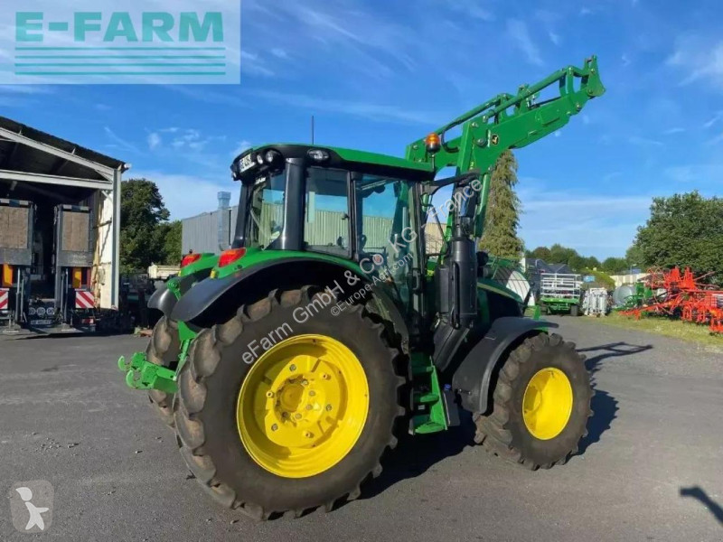 Landbrugstraktor John Deere  6110 m command quad +