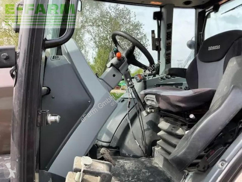 Landbrugstraktor Valtra  a105