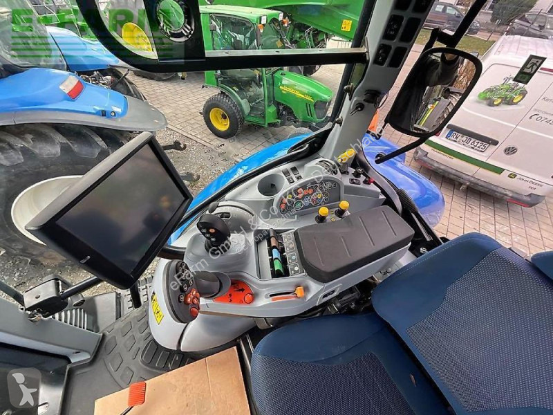 Lantbrukstraktor New Holland  t6.180 ac