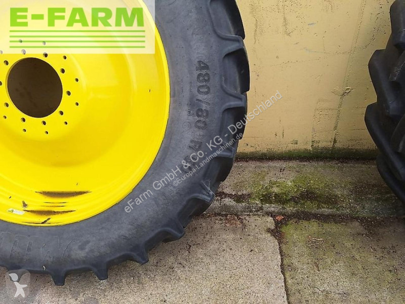 Lantbrukstraktor John Deere 8245R