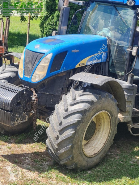 Lantbrukstraktor New Holland  T7050