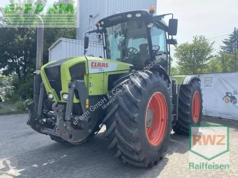 Landbrugstraktor Claas  xerion 3300 trac vc