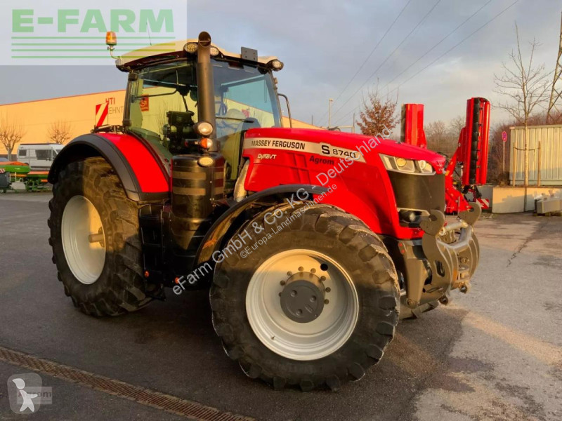 Lantbrukstraktor Massey Ferguson  8740 s dyna...