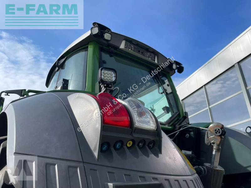 Landbrugstraktor Fendt  828 vario profiplus