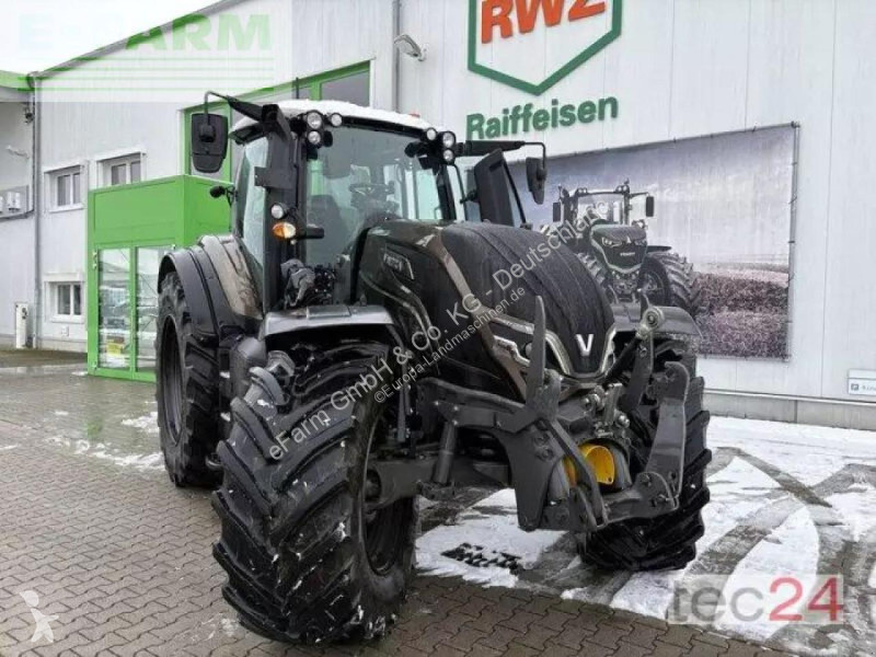 Landbrugstraktor Valtra  t235d