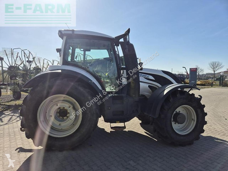 Landbrugstraktor Valtra  t234 v