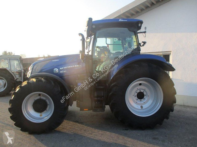 Landbrugstraktor New Holland  t 6.180 ac