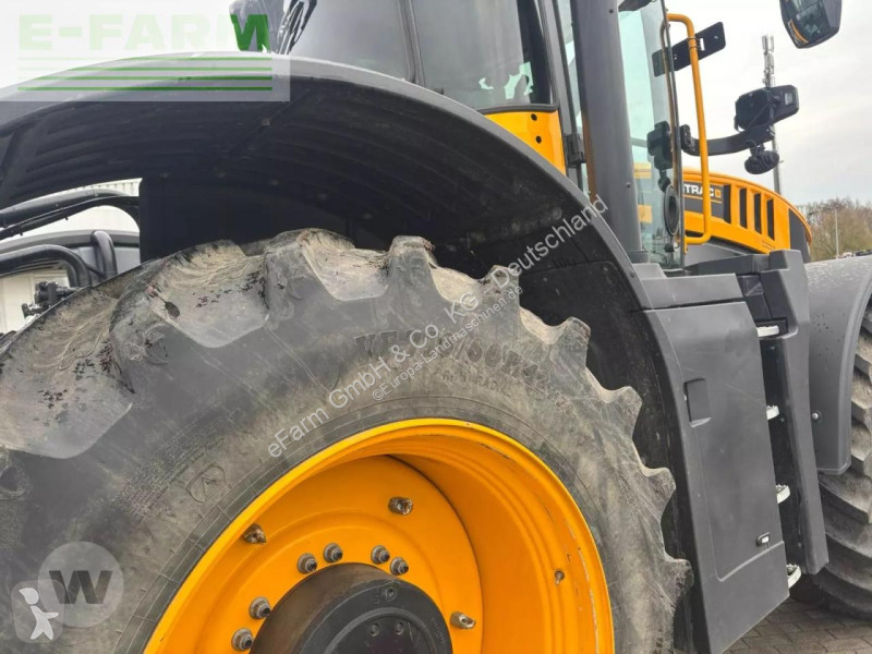 Lantbrukstraktor JCB  fastrac 8330
