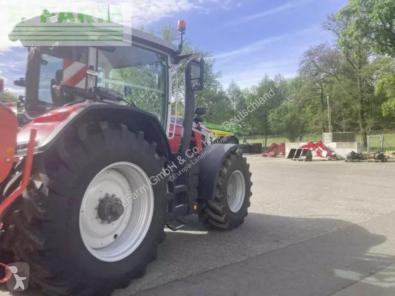 Landbrugstraktor Massey Ferguson  8s.225...