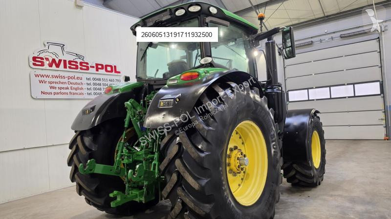 Traktor John Deere 6215 R