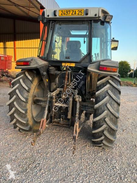 Massey Ferguson 6255 tractor