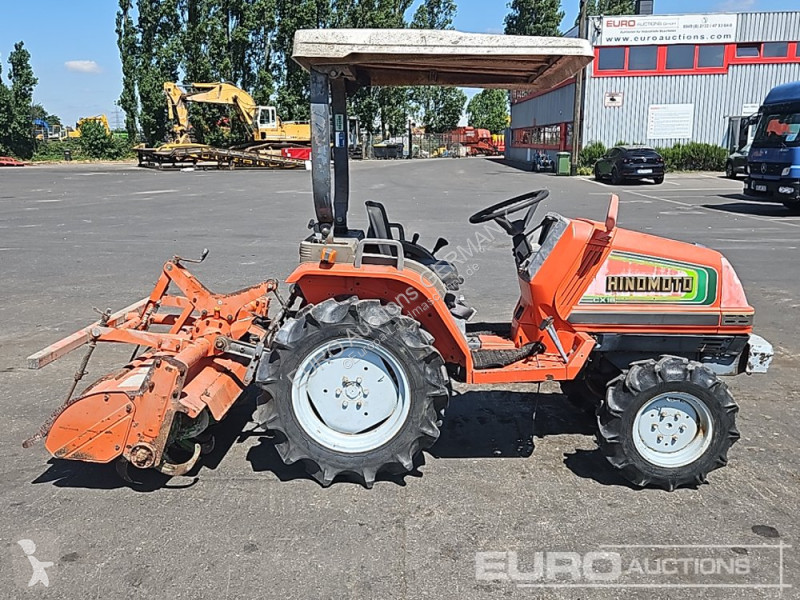 Lantbrukstraktor Hinomoto CX18